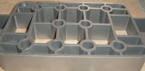 Heating furnace trays